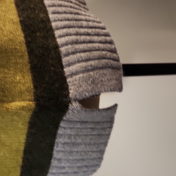 Tabitha Webb multi-coloured striped crew neck sweater, size medium - Picture 5 of 7